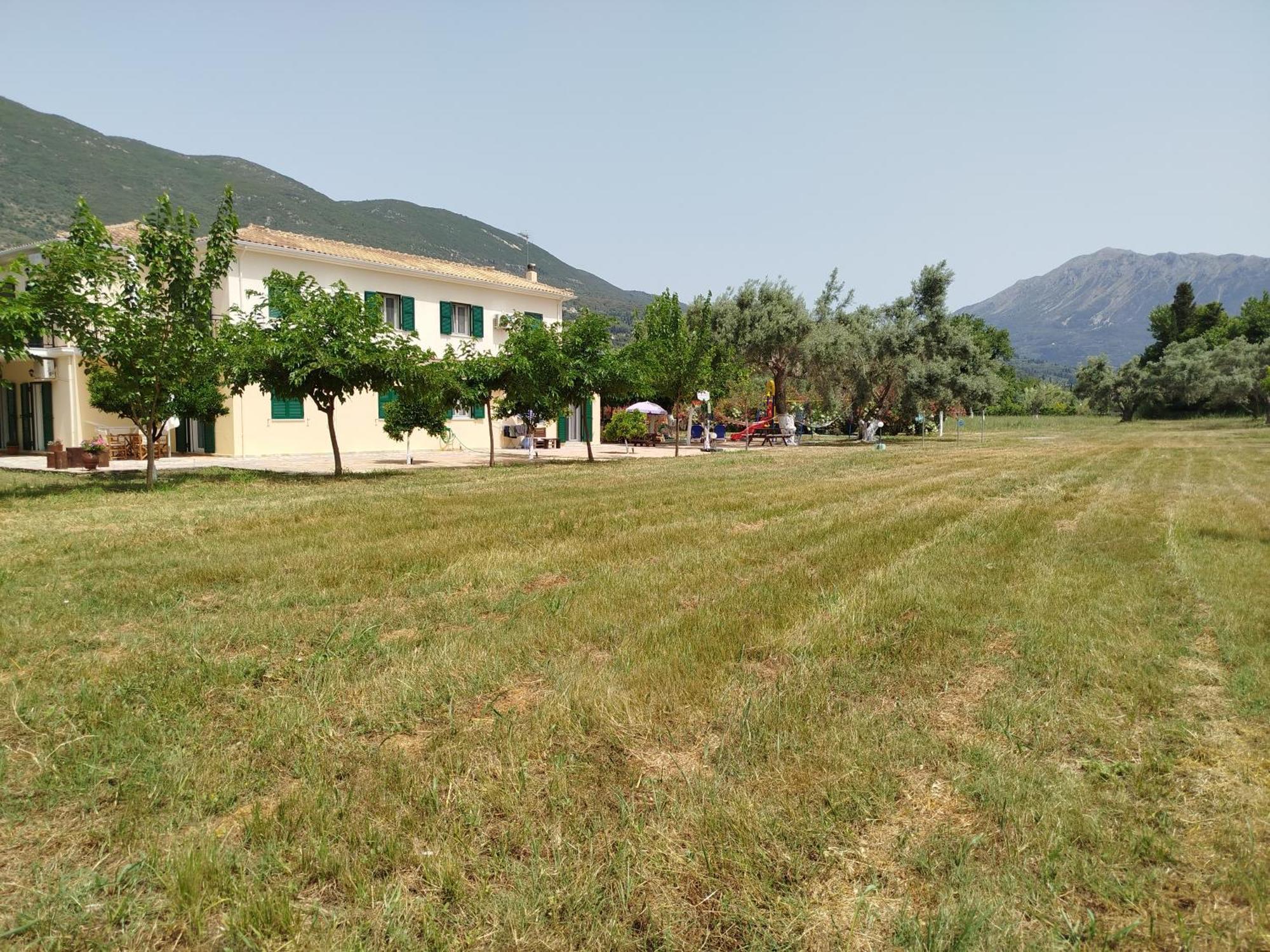 Riverside Αpartments Vasilikí Exterior foto